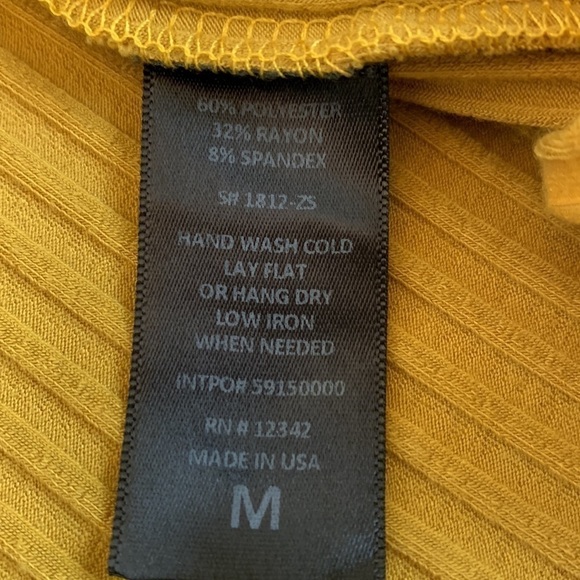 Coin 1804 Rib Elastic Funnel Neck Trim Pullover Top Mustard Yellow Size Medium - Picture 9 of 12